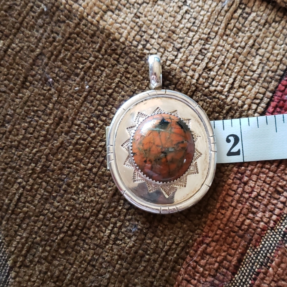 pendant - Picture 5 of 5
